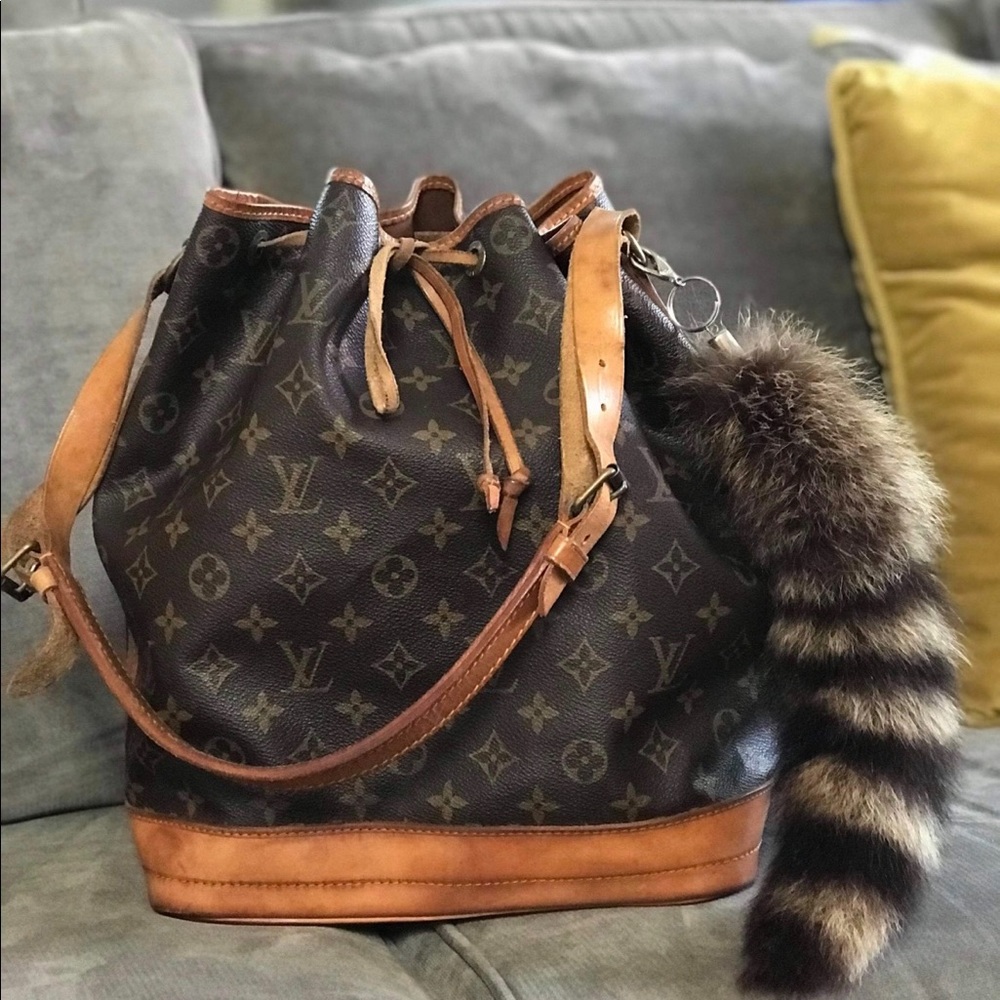 Pre used Louis Vuitton purse